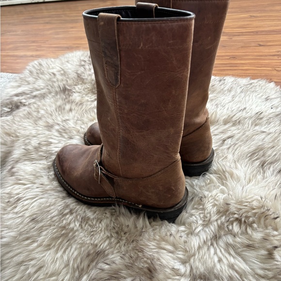 Dayton (Wohlford) Boot 8 - Picture 3 of 11